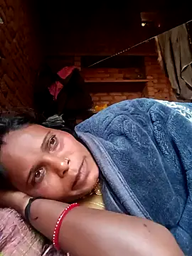 cute diya 12 online show from 03-15-26, 01:45