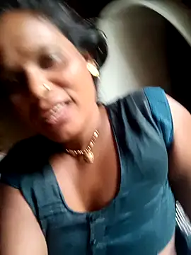 cute diya 12 online show from 06-25-26, 01:58