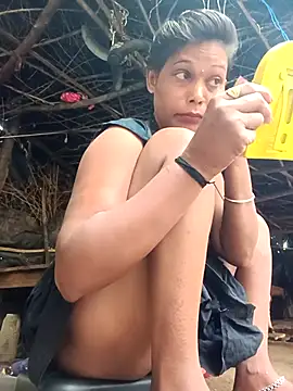 cute diya 12 online show from 11-30-25, 03:07