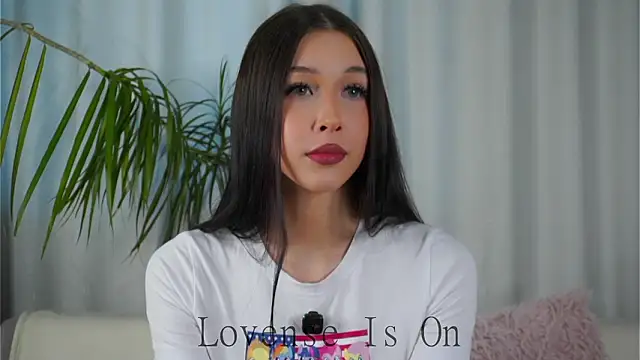 EviaRabasca online show from 03-30-26, 11:44