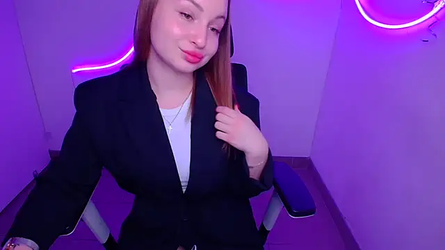 Snapshot of Rose_se chatting on 09-17-25, 07:49 Rose se online show from 09-17-25, 07:49
