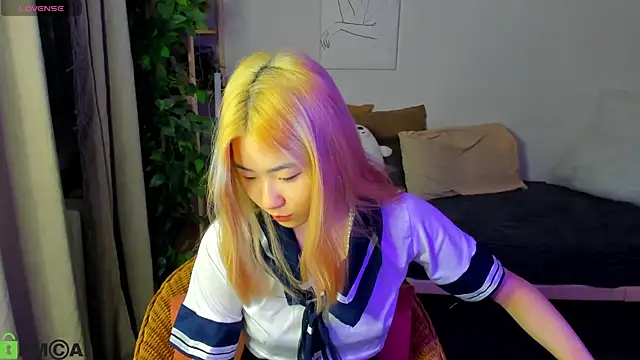 Aisi 18 online show from 09-26-25, 11:55