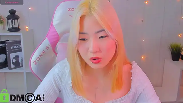 Aisi 18 online show from 11-26-25, 01:38