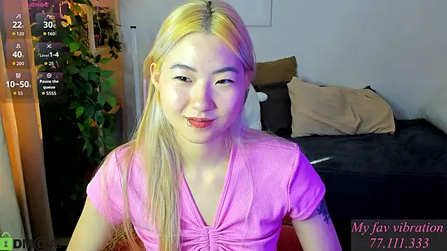 Aisi 18 online show from 09-23-25, 06:53