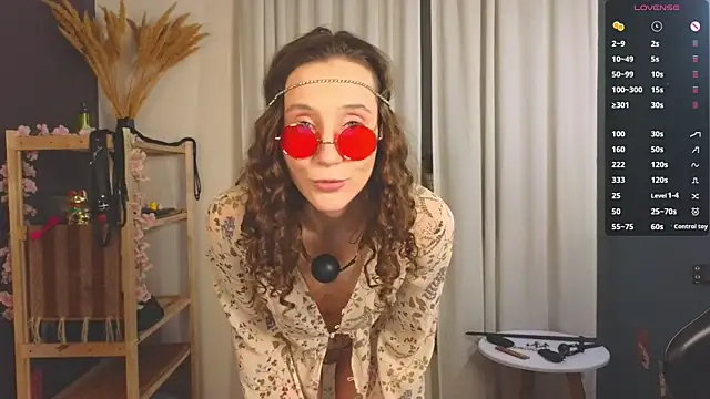 laracroftmansion online show from 11-24-25, 06:19