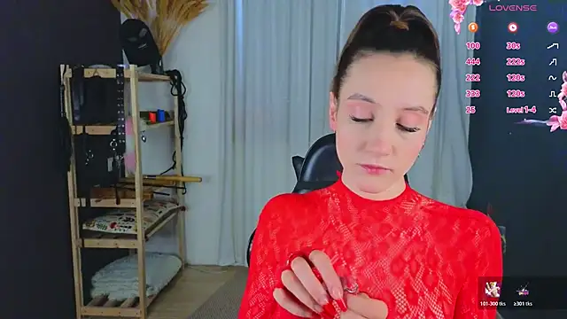 laracroftmansion online show from 05-05-26, 03:15