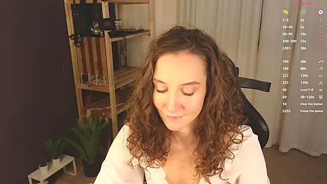 laracroftmansion online show from 09-30-25, 03:07