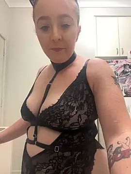 Snapshot of spankmykittyhehe chatting on 09-14-25, 09:20 spankmykittyhehe online show from 09-14-25, 09:20