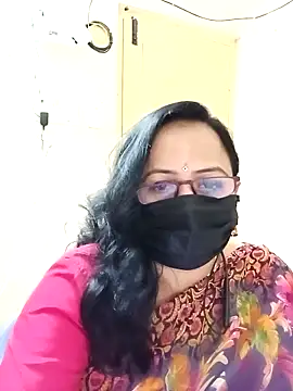 Snapshot of Ananya_flower chatting on 11-14-25, 08:18 Ananya flower online show from 11-14-25, 08:18