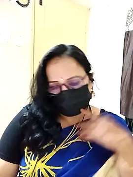 Snapshot of Ananya_flower chatting on 10-24-25, 03:55 Ananya flower online show from 10-24-25, 03:55