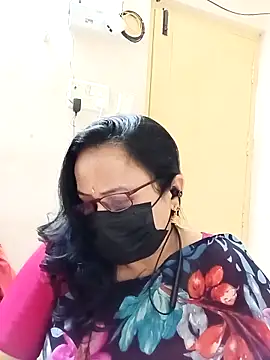 Snapshot of Ananya_flower chatting on 11-19-25, 05:46 Ananya flower online show from 11-19-25, 05:46