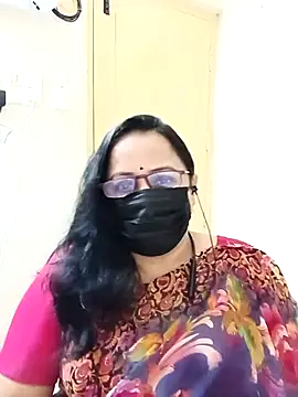 Snapshot of Ananya_flower chatting on 02-04-26, 05:41 Ananya flower online show from 02-04-26, 05:41