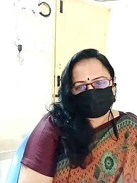 Snapshot of Ananya_flower chatting on 11-30-25, 10:38 Ananya flower online show from 11-30-25, 10:38