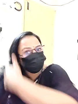 Snapshot of Ananya_flower chatting on 11-25-25, 05:57 Ananya flower online show from 11-25-25, 05:57