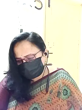 Snapshot of Ananya_flower chatting on 10-15-25, 03:42 Ananya flower online show from 10-15-25, 03:42