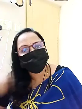 Snapshot of Ananya_flower chatting on 10-17-25, 04:31 Ananya flower online show from 10-17-25, 04:31