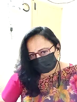 Snapshot of Ananya_flower chatting on 10-12-25, 04:36 Ananya flower online show from 10-12-25, 04:36