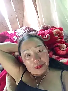 Snapshot of _Helala_ chatting on 10-13-25, 04:58 Helala online show from 10-13-25, 04:58