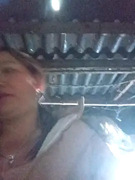 Snapshot of _Helala_ chatting on 10-21-25, 11:48 Helala online show from 10-21-25, 11:48
