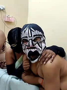 Hot modal online show from 12-01-25, 04:02