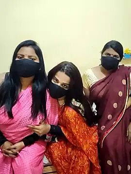 Hot modal online show from 10-17-25, 05:37