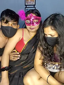 Hot modal online show from 02-06-26, 06:48