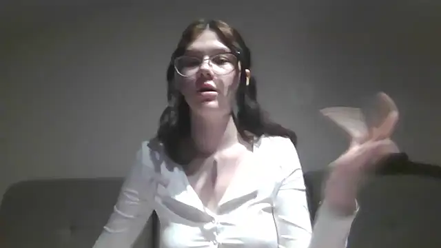 LaVostraDorothy online show from 02-10-26, 08:30