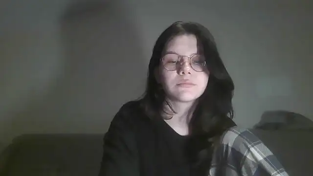 LaVostraDorothy online show from 11-22-25, 04:17