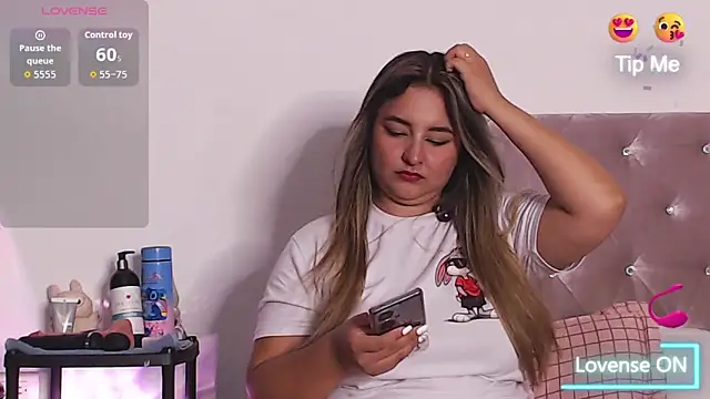 sara sofia10 online show from 09-17-25, 03:30