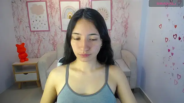 Snapshot of Kylie_ch1 chatting on 10-03-25, 10:39 Kylie ch1 online show from 10-03-25, 10:39