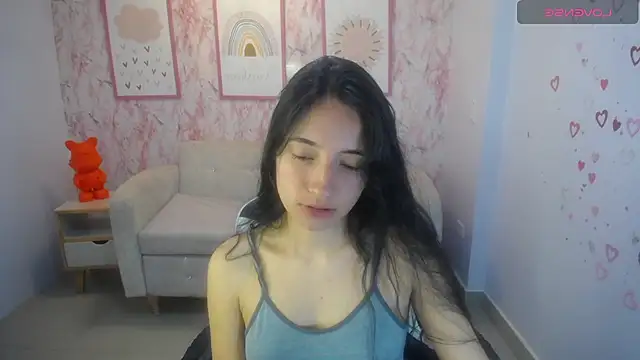 Snapshot of Kylie_ch1 chatting on 10-08-25, 11:01 Kylie ch1 online show from 10-08-25, 11:01
