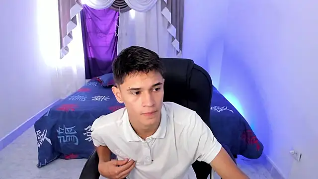 Aron Boyy online show from 10-06-25, 07:47