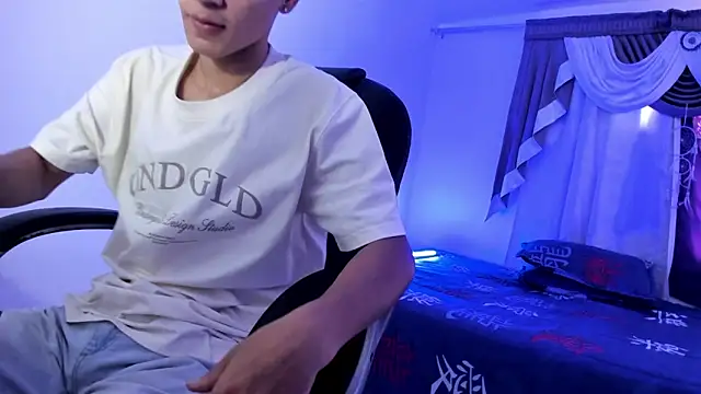 Aron Boyy online show from 10-03-25, 07:48