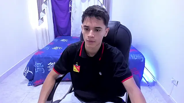 Aron Boyy online show from 10-08-25, 07:58