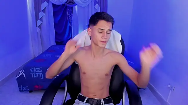 Aron Boyy online show from 09-27-25, 09:32