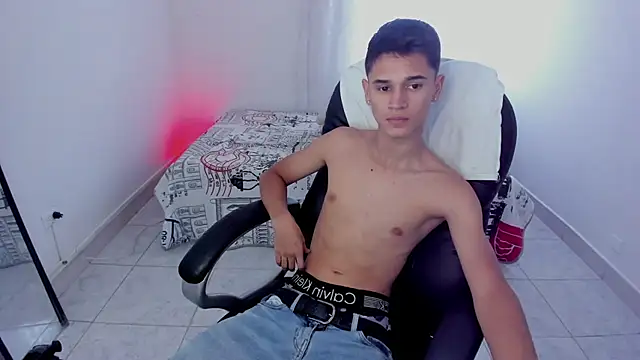 Aron Boyy online show from 09-25-25, 10:05