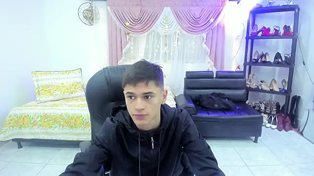 Aron Boyy online show from 09-11-25, 07:25