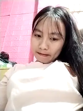   Sasulq   online show from 10-13-25, 05:31