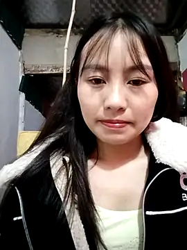   Sasulq   online show from 10-15-25, 04:55