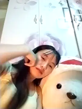   Sasulq   online show from 09-25-25, 10:54