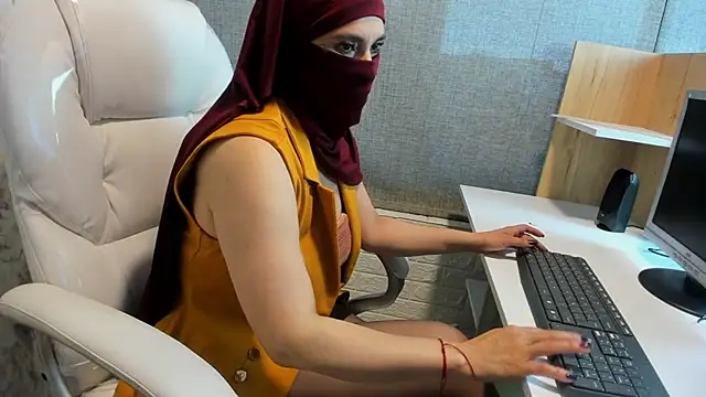 DaliaRahal online show from 02-13-26, 01:00