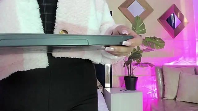 Valery Brand online show from 04-01-26, 12:06