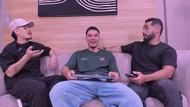 mike friends online show from 06-15-26, 11:04