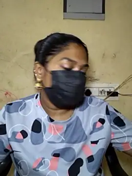 Tamil Attitude queen online show from 04-15-26, 07:07