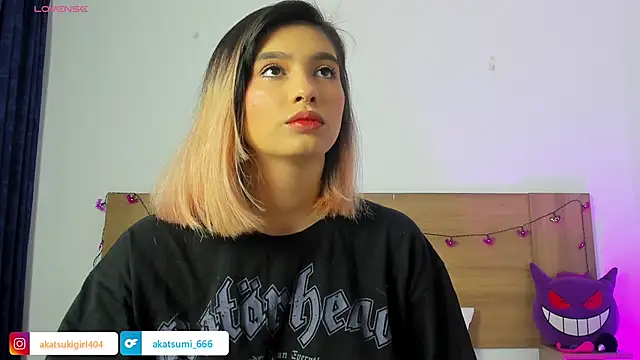 Snapshot of Akatsumi_ chatting on 10-28-25, 09:58 Akatsumi  online show from 10-28-25, 09:58
