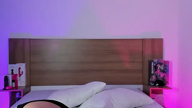 Akatsumi  online show from 02-23-26, 02:57