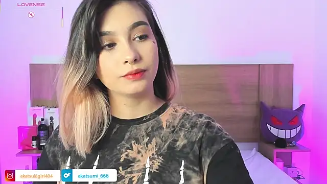 Akatsumi  online show from 11-23-25, 12:53
