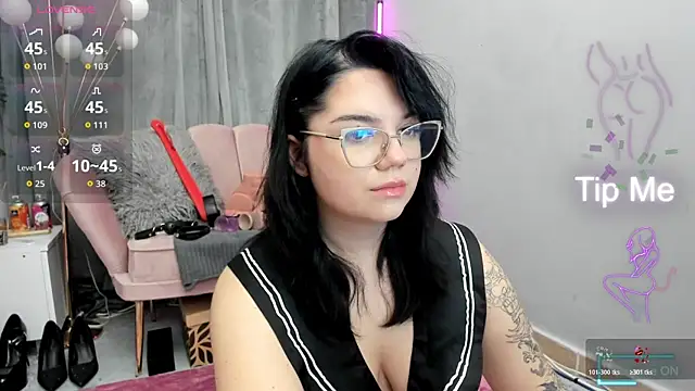 AbbyPearll online show from 12-19-25, 08:44