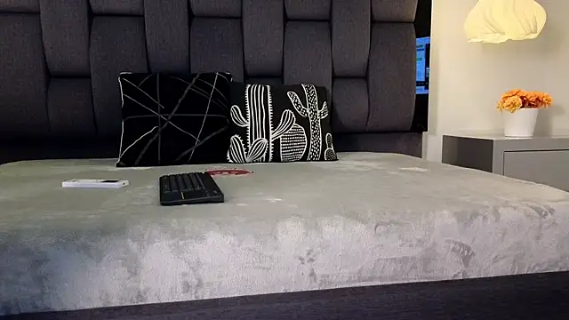 Calipso Parisi online show from 10-29-25, 12:59