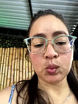 alissonbronw     online show from 01-13-26, 06:01